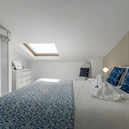 Sunset Terrace - Beachfront With Private Parking Nazaré