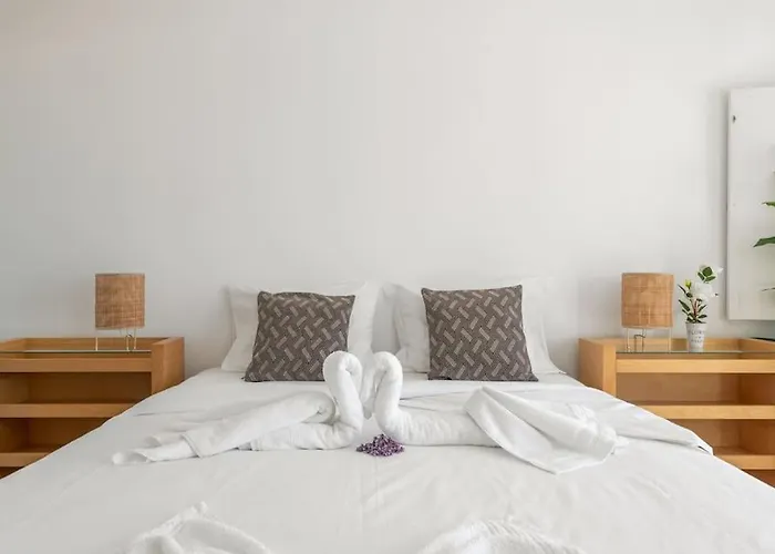 公寓 Sunset Terrace - Beachfront With Private Parking *